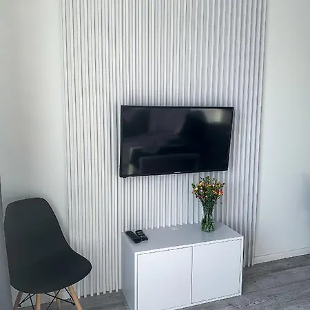 Wygodny Apartament Mokotow Sluzewiec Ul Cybernetyki