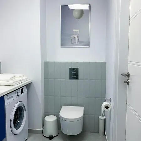 Wygodny Apartament Mokotow Sluzewiec Ul Cybernetyki Apartment Warsaw