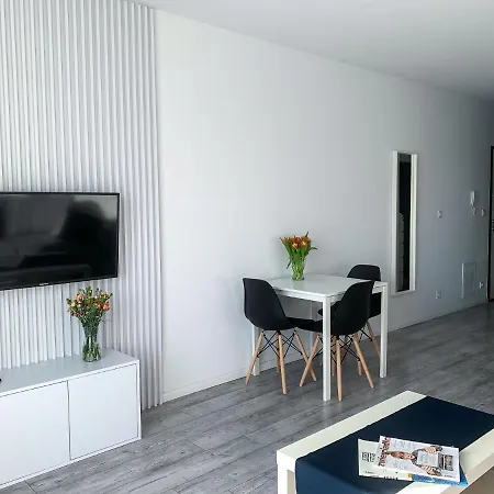 Wygodny Apartament Mokotow Sluzewiec Ul Cybernetyki * Warsaw